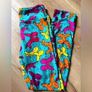 Lularoe leggings birthday. Balloon animal unicorns